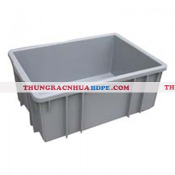 Thùng nhựa công nghiệp dùng trong nhà máy chế biến