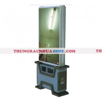 Thùng rác có biển Quảng cáo